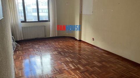 Foto 2 de Piso en venta en Schulz, Barrio del Centro, Gijón
