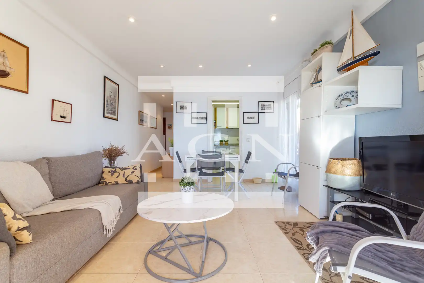Living room of Flat for sale in Mont-roig del Camp  with Terrace, Furnished and Oven