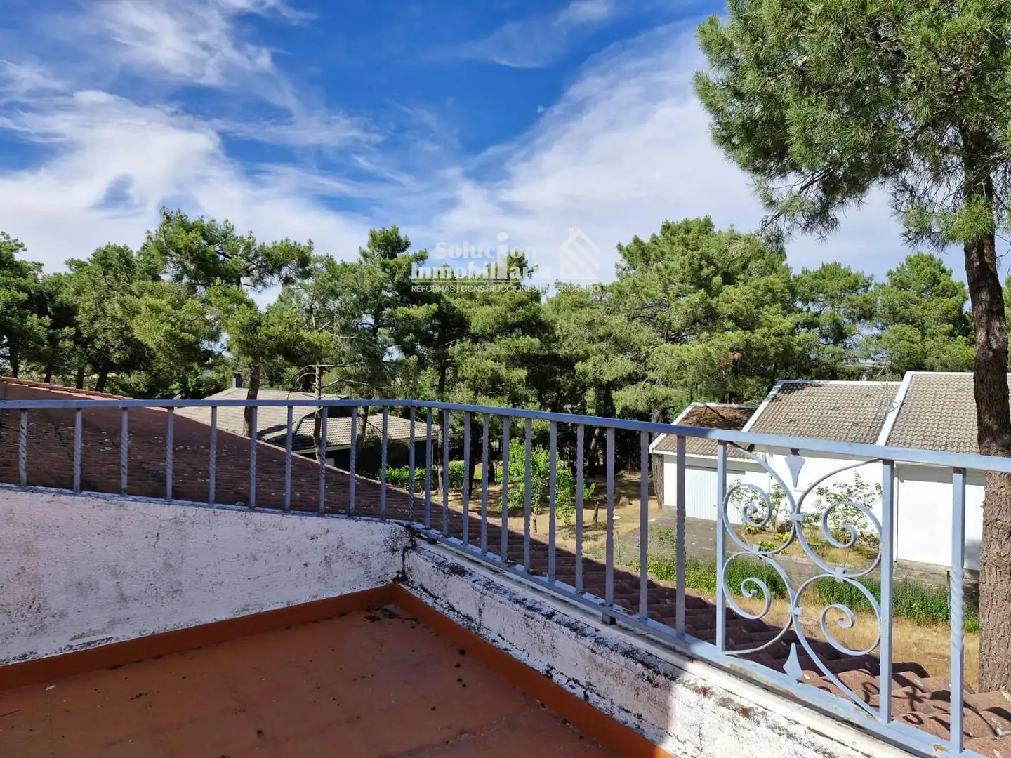 Terrasse von Einfamilien-Reihenhaus zum Verkauf in Alba de Tormes mit Heizung, Abstellraum und Schwimmbad