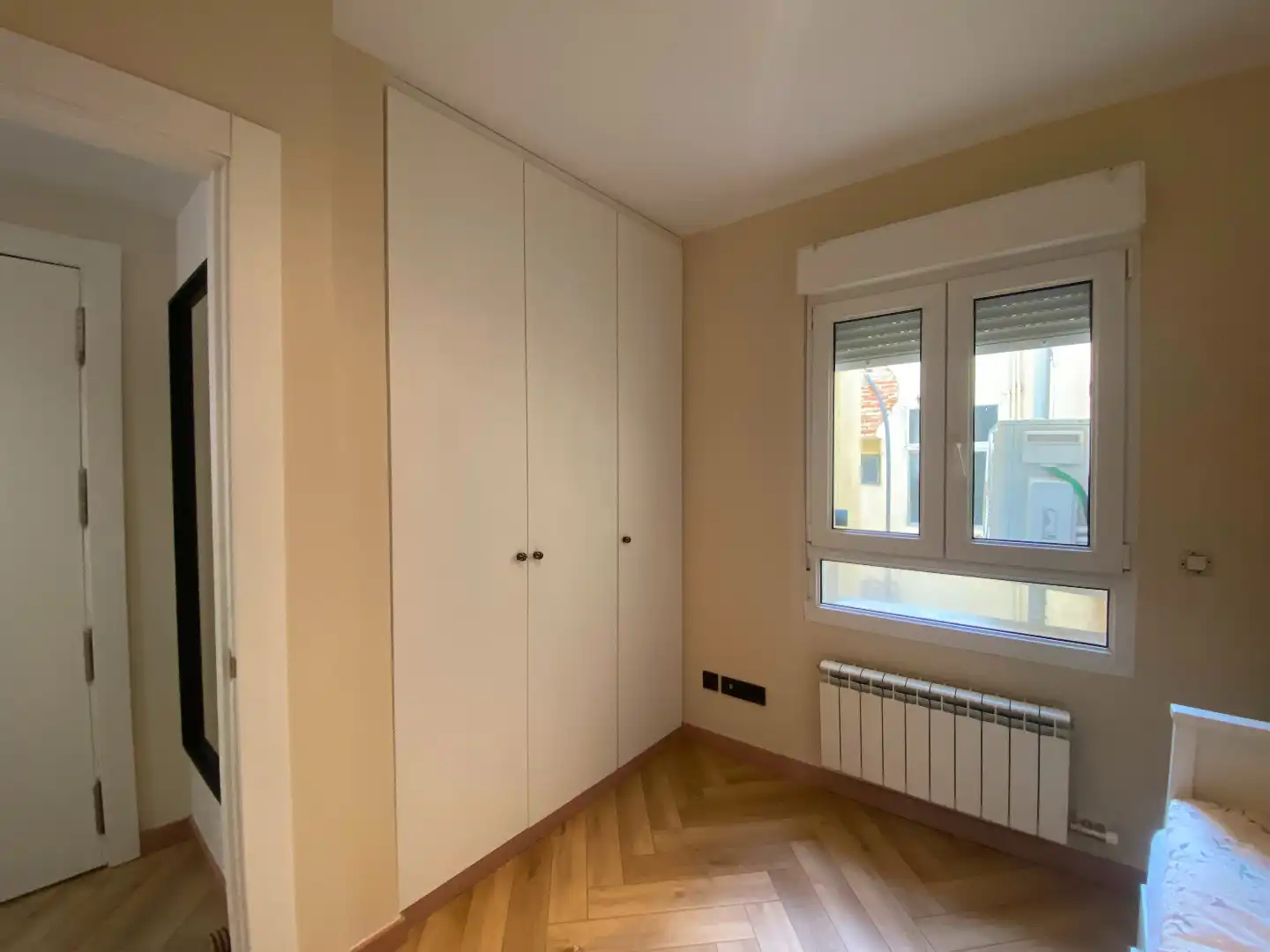Dormitori de Dúplex en venda en Burgos amb Calefacció, Parquet i Traster