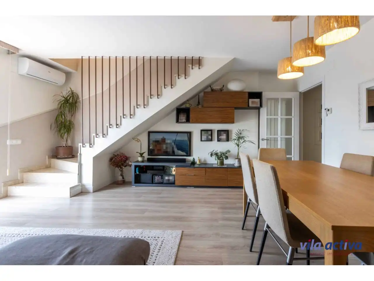 Sala d'estar de Dúplex en venda en Terrassa amb Aire condicionat, Calefacció i Parquet