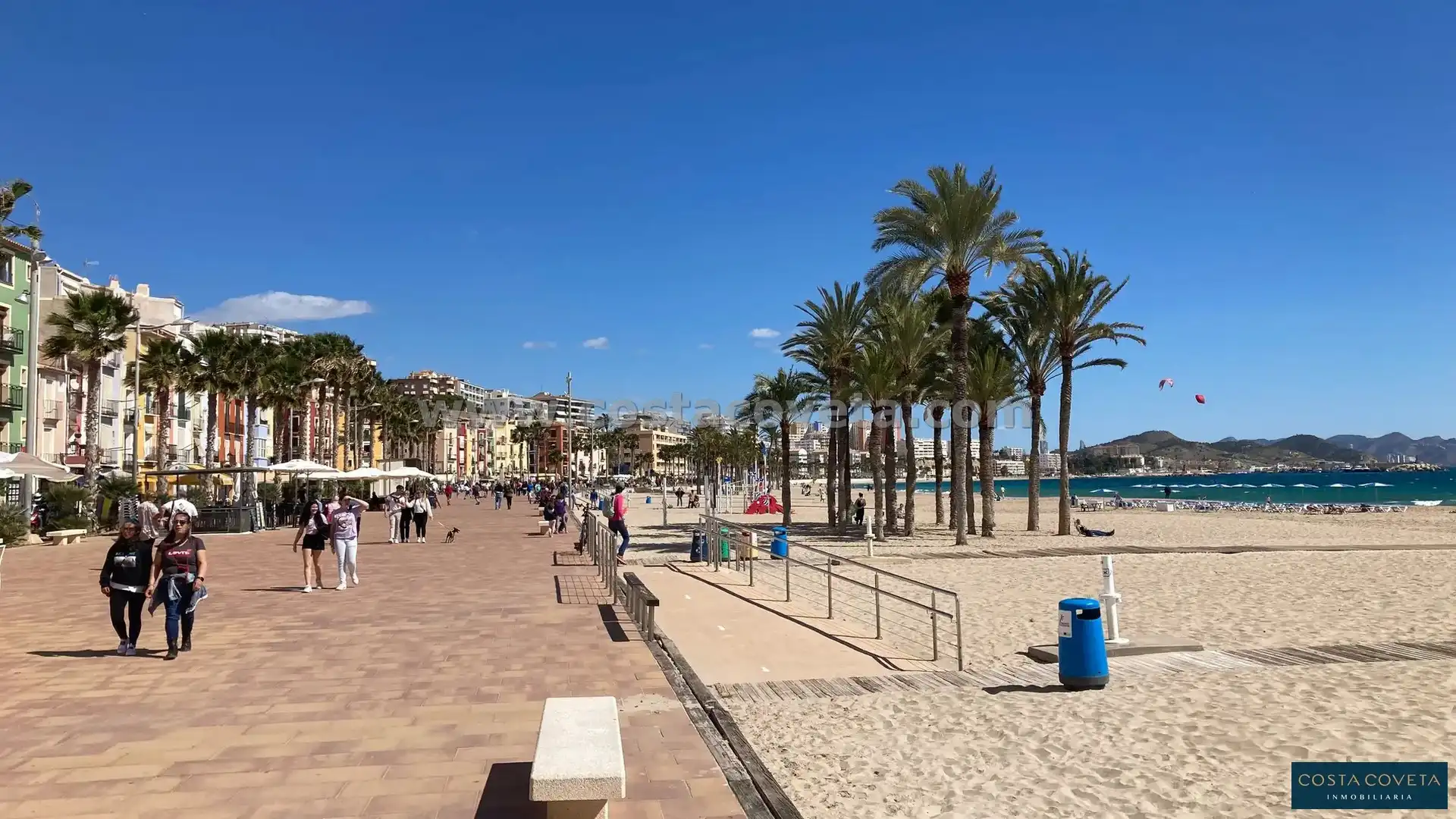Vista exterior de Apartament en venda en Villajoyosa / La Vila Joiosa amb Terrassa i Balcó