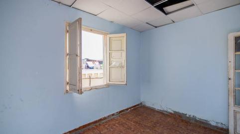 Foto 2 de Casa adosada en venta en Calle Lopez Aracil, San Antón, Cartagena