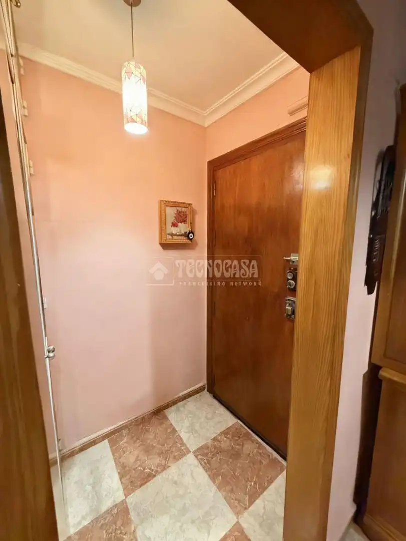 Piso en venta en Montequinto con Balcón