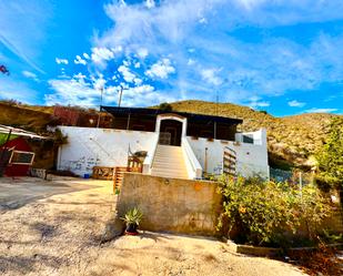 Vista exterior de Finca rústica en venda en Adra amb Calefacció, Jardí privat i Terrassa