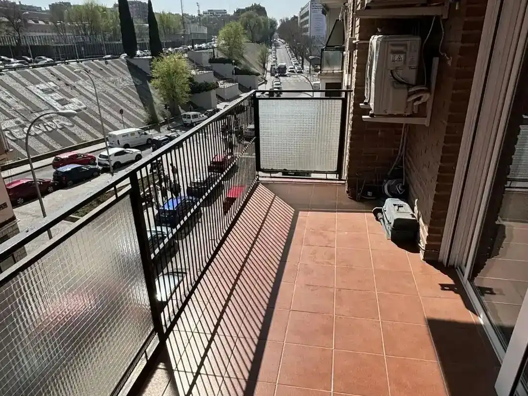 Terraza de Piso en venta en  Madrid Capital con Aire acondicionado y Balcón