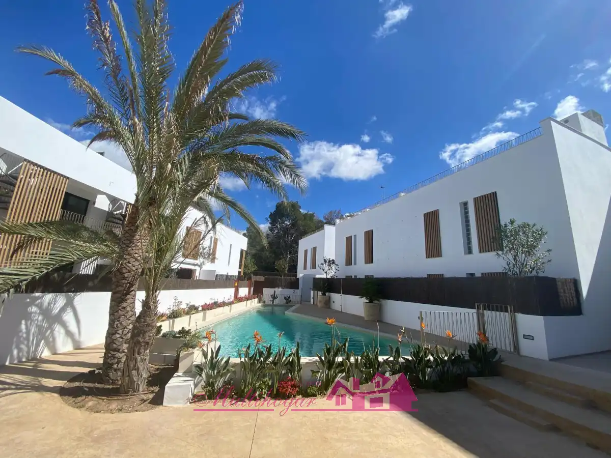Vista exterior de Planta baja en venta en Sant Antoni de Portmany con Aire acondicionado, Calefacción y Jardín privado