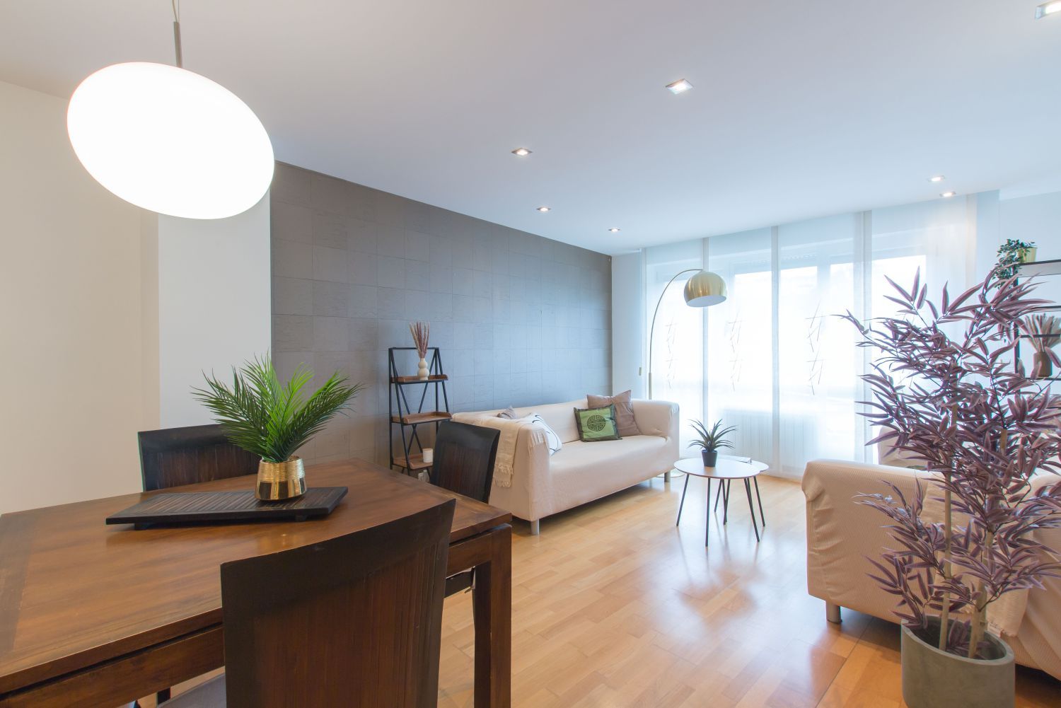 Living room of Flat for sale in  Pamplona / Iruña  with Air Conditioner, Heating and Storage room