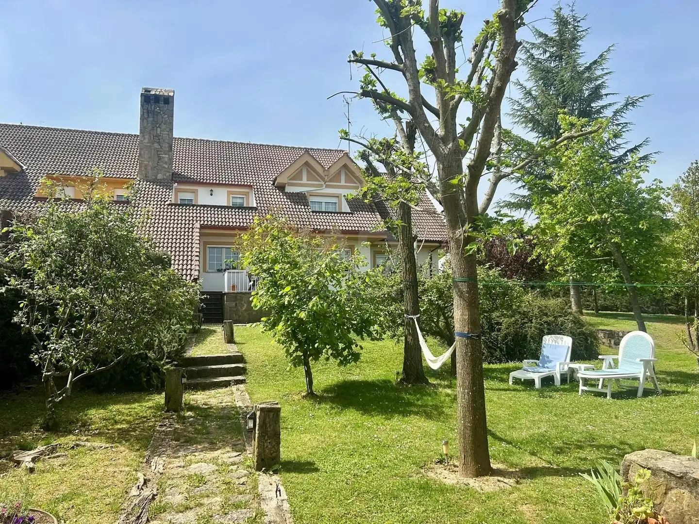 Garden of Houses for sale in Santovenia de la Valdoncina  with Heating and Terrace
