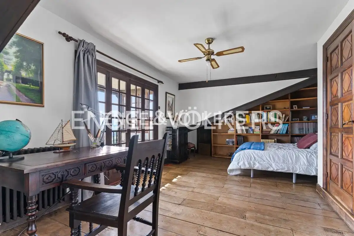 Bedroom of Houses for sale in Villaviciosa  with Heating, Private garden and Parquet flooring