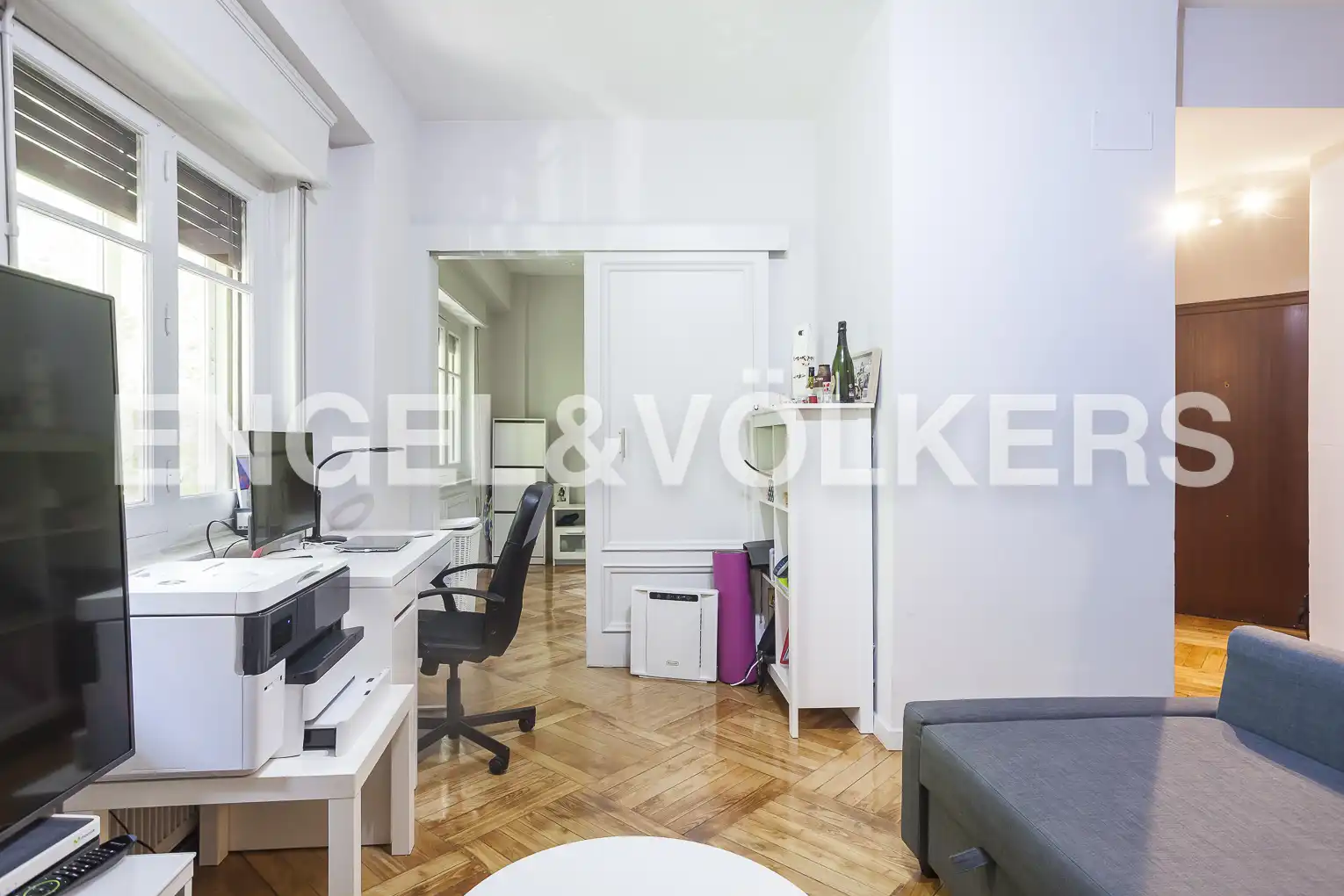 Flat for rent in Madrid  with Heating, Parquet flooring and Furnished
