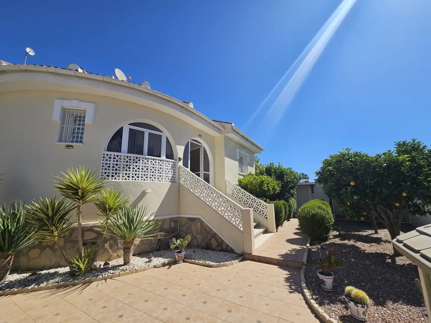 Vista exterior de Casa o chalet en venta en Rojales con Aire acondicionado, Jardín privado y Terraza