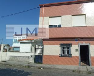 Exterior view of House or chalet for sale in Ribeira