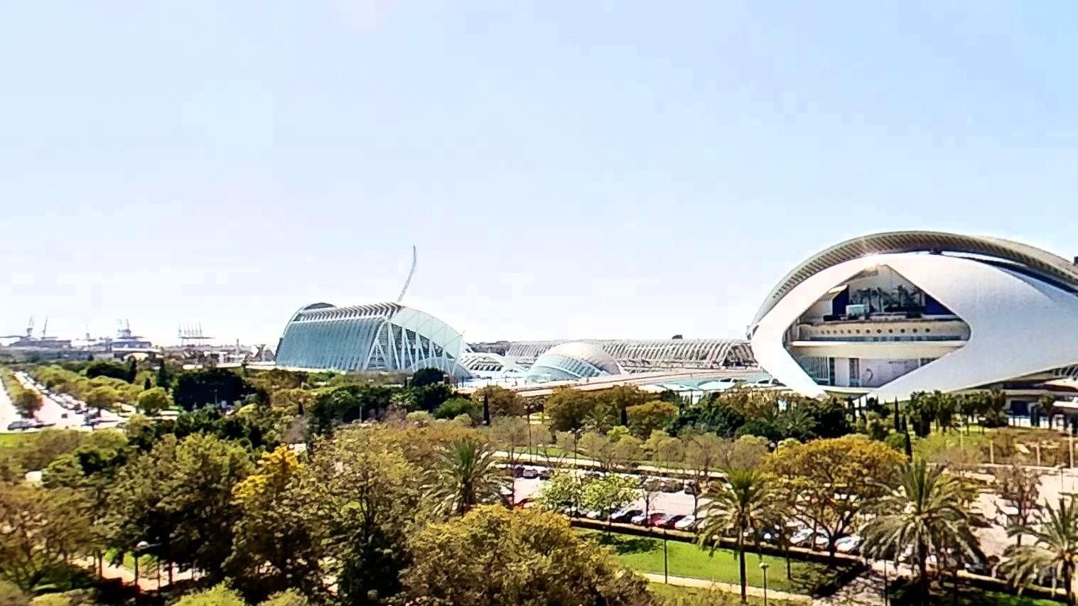Vista exterior de Pis en venda en  Valencia Capital amb Aire condicionat, Calefacció i Jardí privat