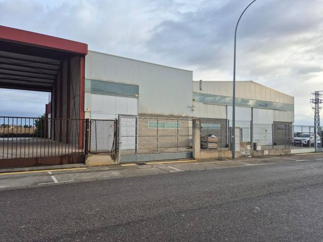 Local comercial en Alquiler en Calle B, 29 en Corella