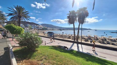 Foto 3 de Piso en venta en Calle Arenales, Los Cristianos, Arona