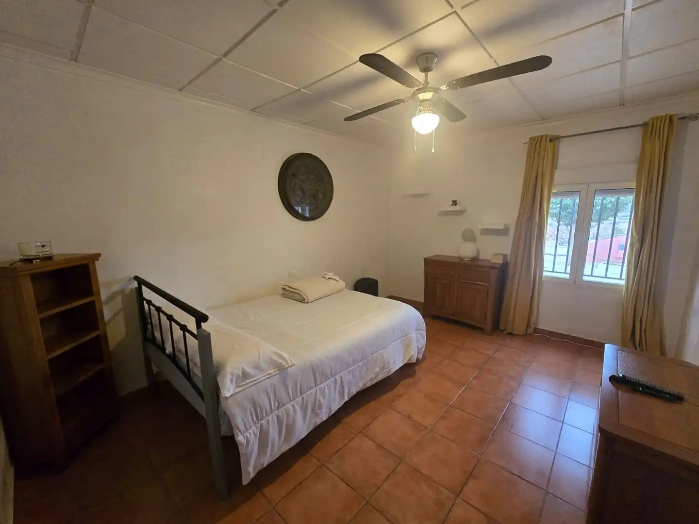 Dormitori de Casa o xalet en venda en Yecla amb Jardí privat, Terrassa i Piscina