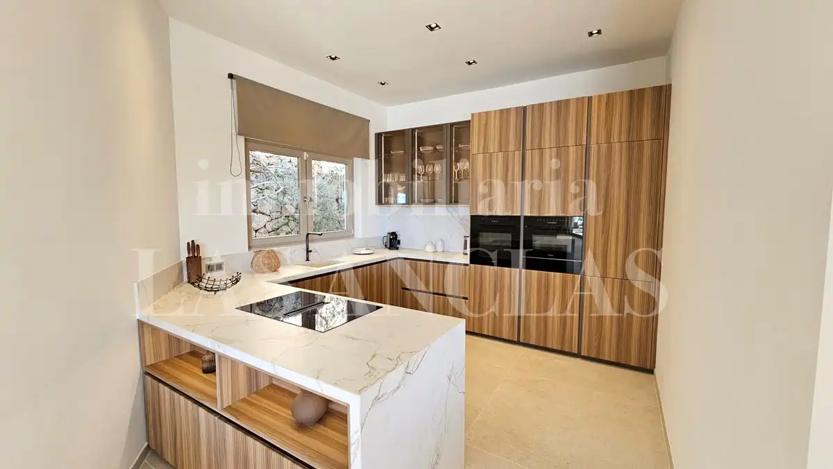 Cuina de Casa o xalet en venda en Santa Eulària des Riu amb Aire condicionat, Calefacció i Terrassa