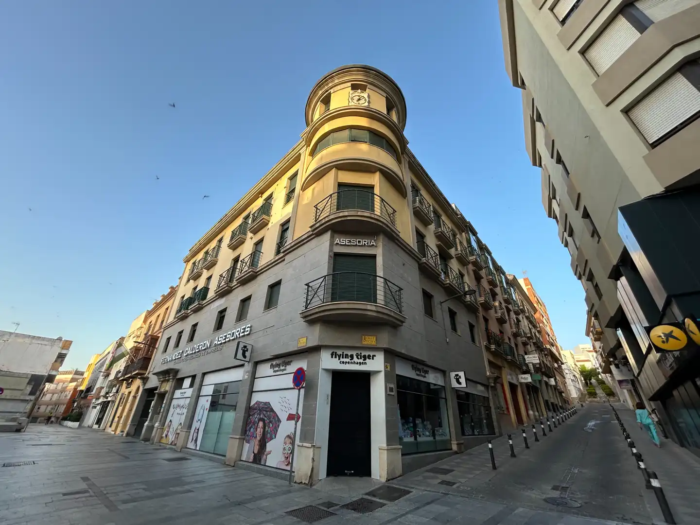 Individual con ascensor en venta en Calle Muñoz Cobos 2