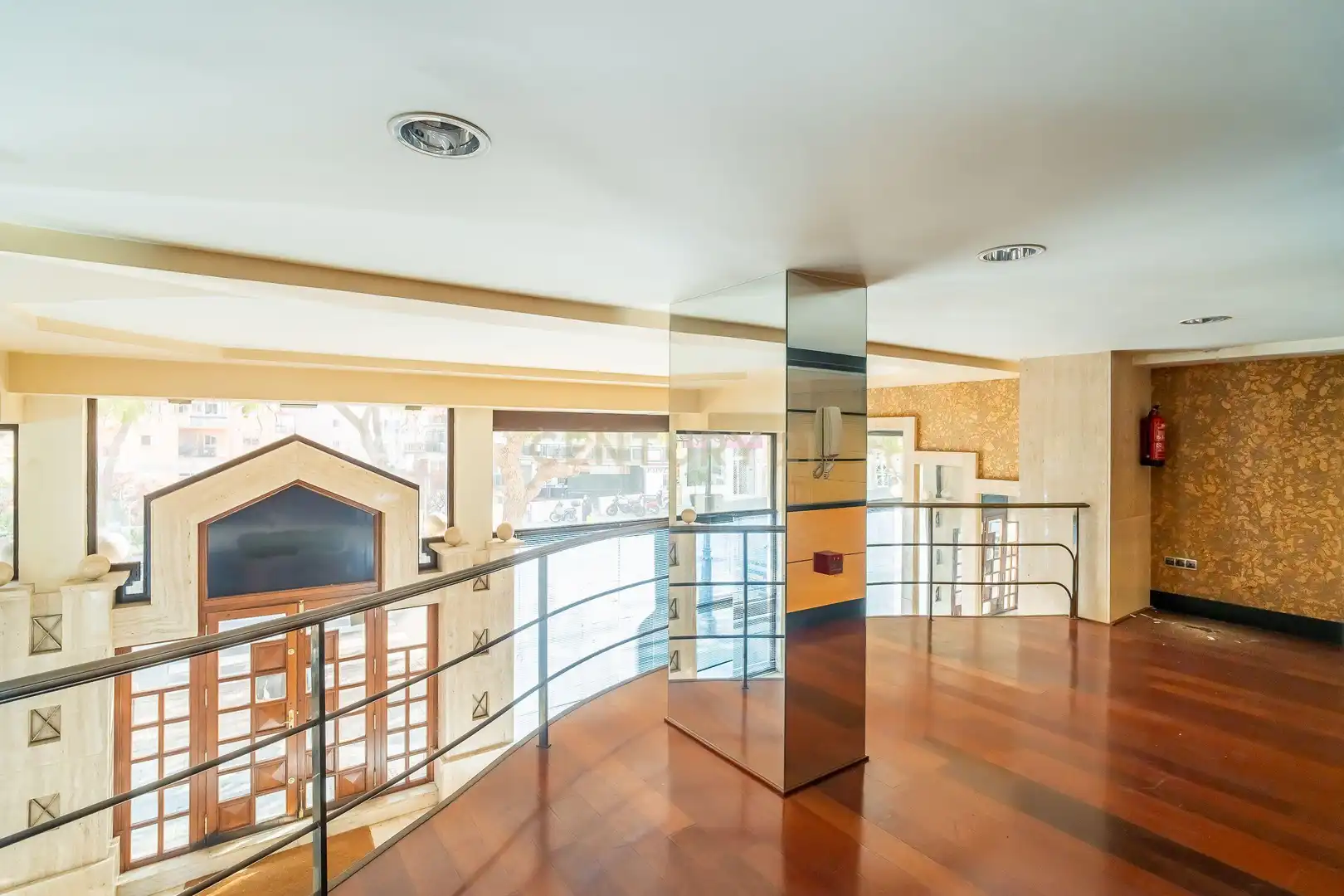 Local en venta en Marbella con Aire acondicionado