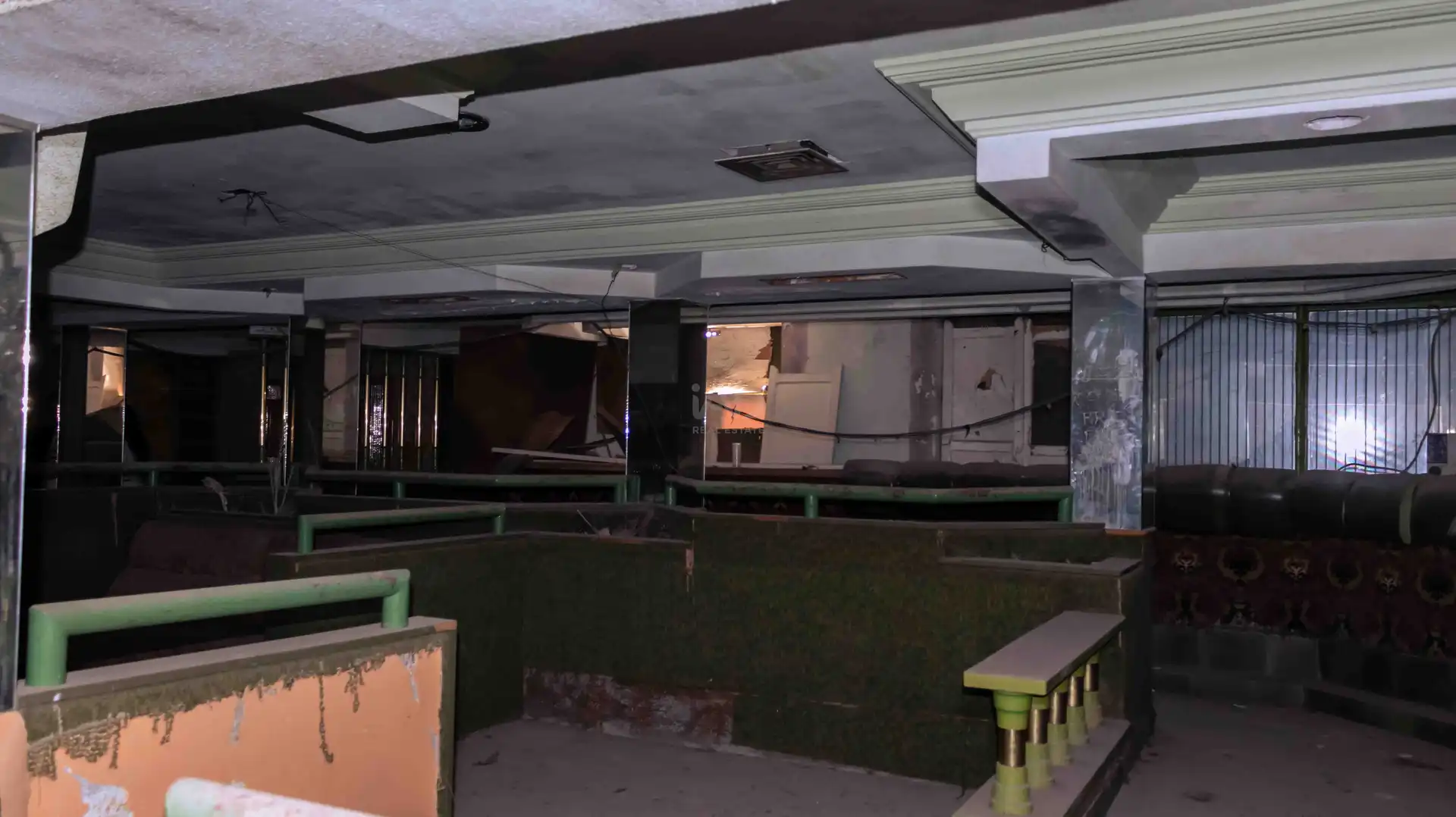 Edificio en venta en La Villa de Don Fadrique