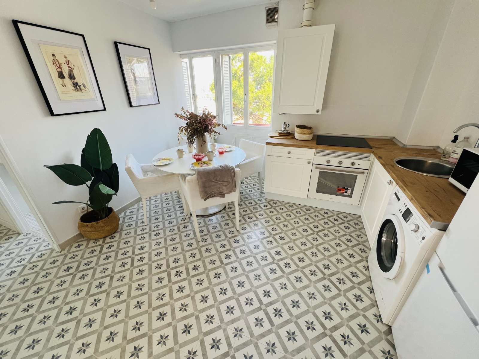 Kitchen of Apartment for share in  Madrid Capital  with Air Conditioner, Heating and Terrace