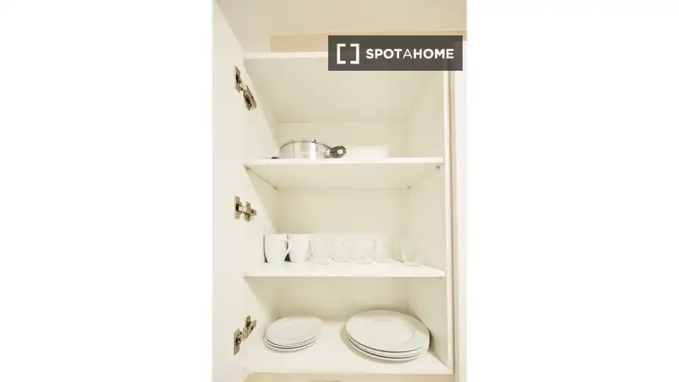 Cocina de Piso de alquiler en Madrid con Aire acondicionado, Calefacción y Amueblado
