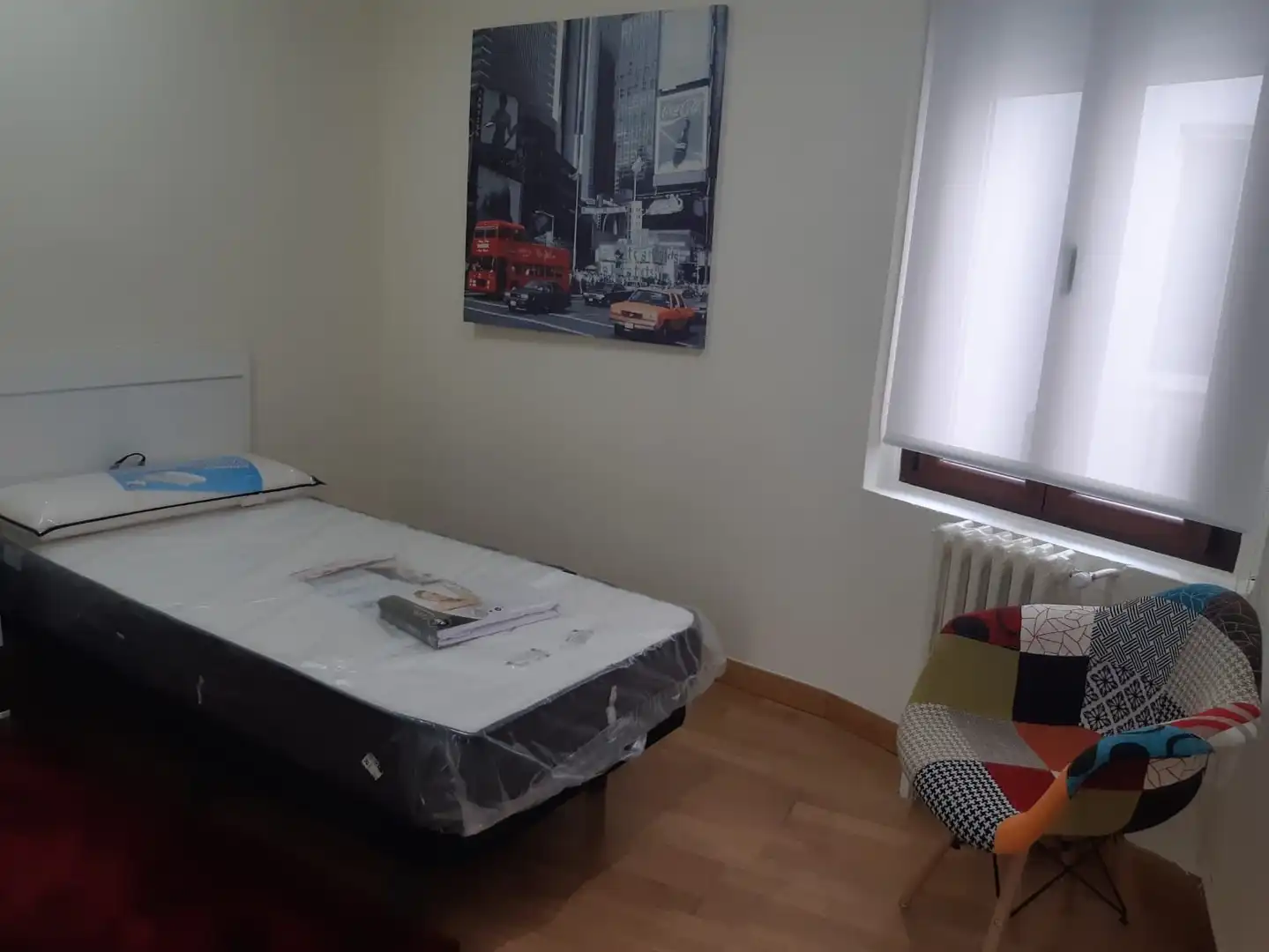 Bedroom of Flat for rent in Salamanca  with Heating, Parquet flooring and Furnished