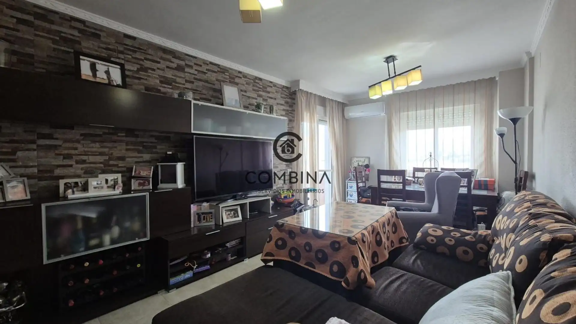 Sala de estar de Piso en venta en San Juan del Puerto con Aire acondicionado, Terraza y Trastero