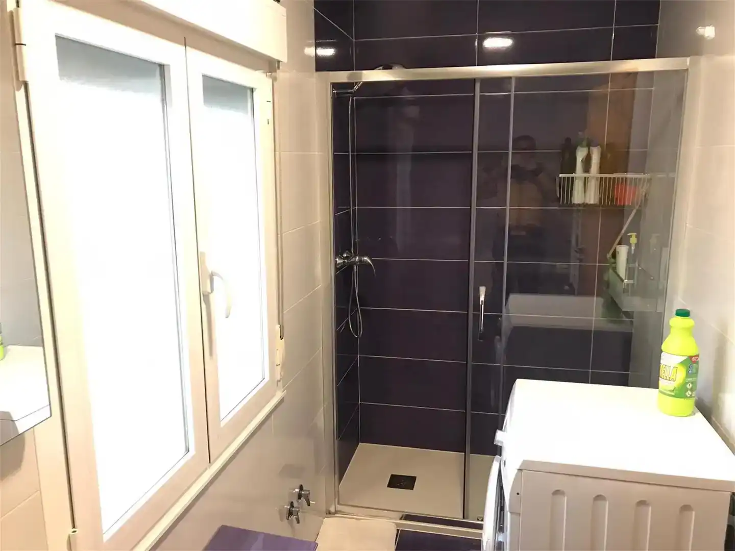 Bany de Pis en venda en Ponferrada amb Parquet, Forn i Rentadora