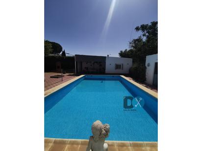 Swimming pool of House or chalet for sale in Utrera