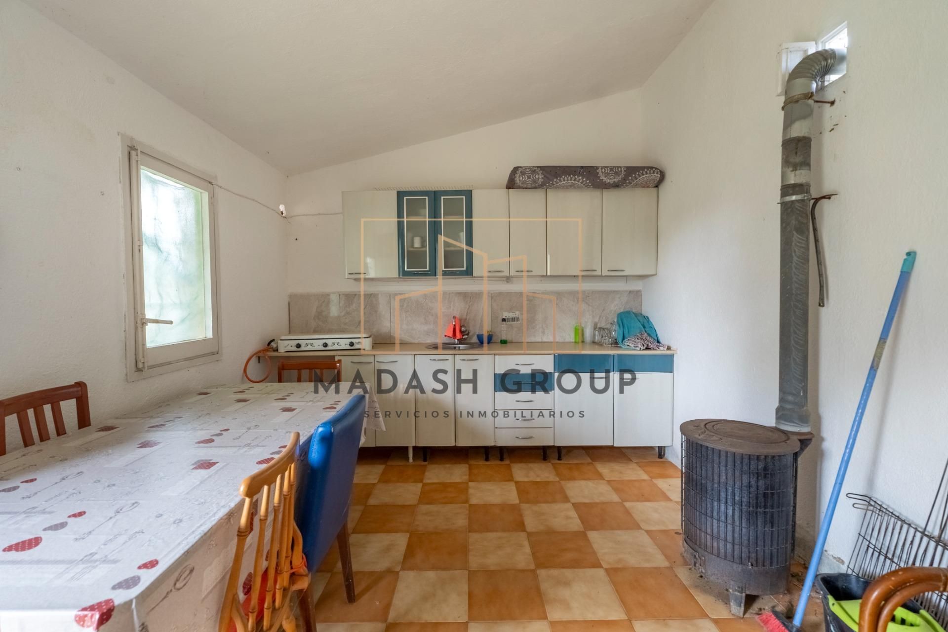 Cocina de Finca rústica en venta en Vinyols i els Arcs con Terraza, Trastero y Amueblado