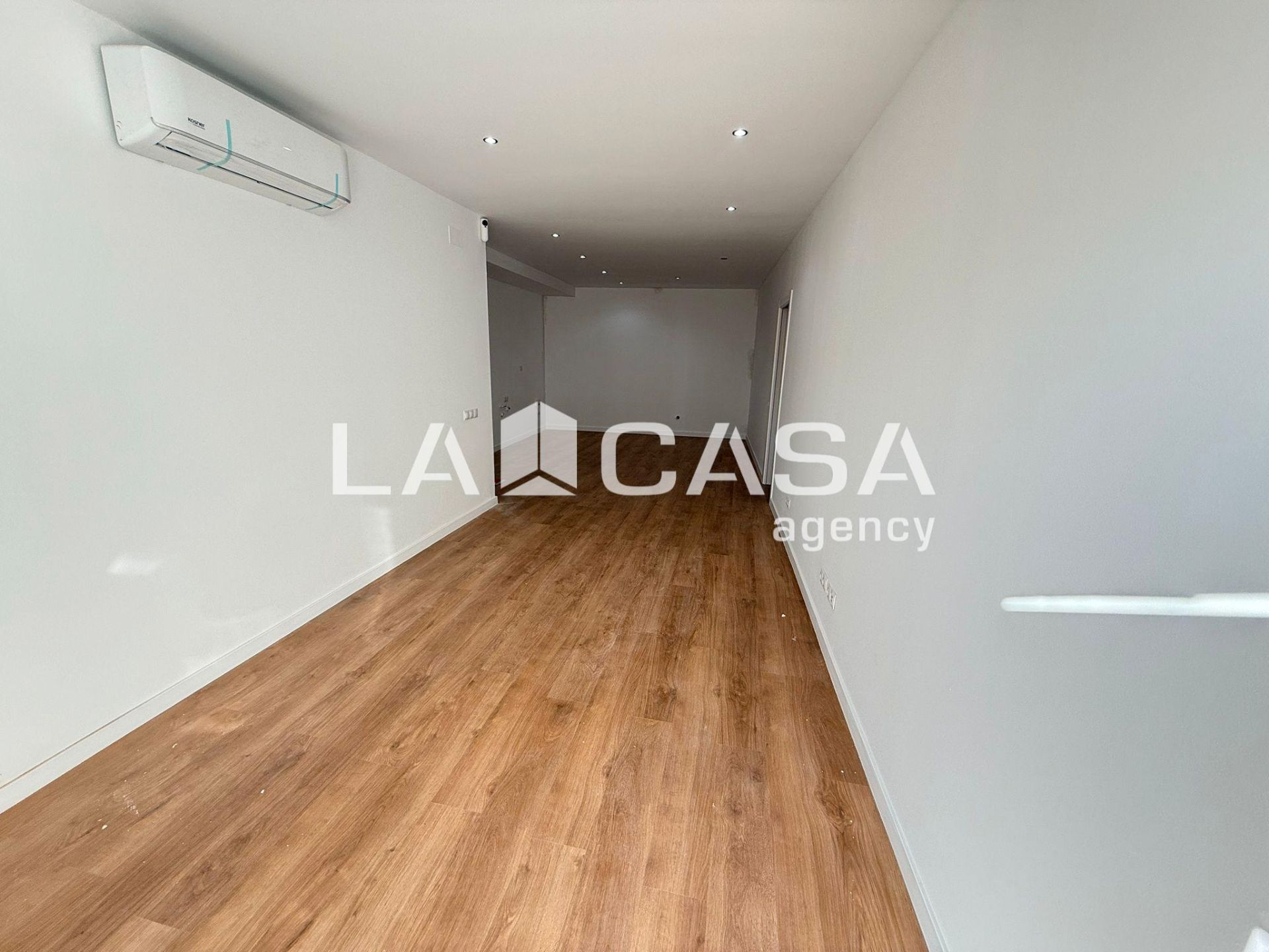 Planta baixa en venda en Canovelles amb Aire condicionat i Parquet