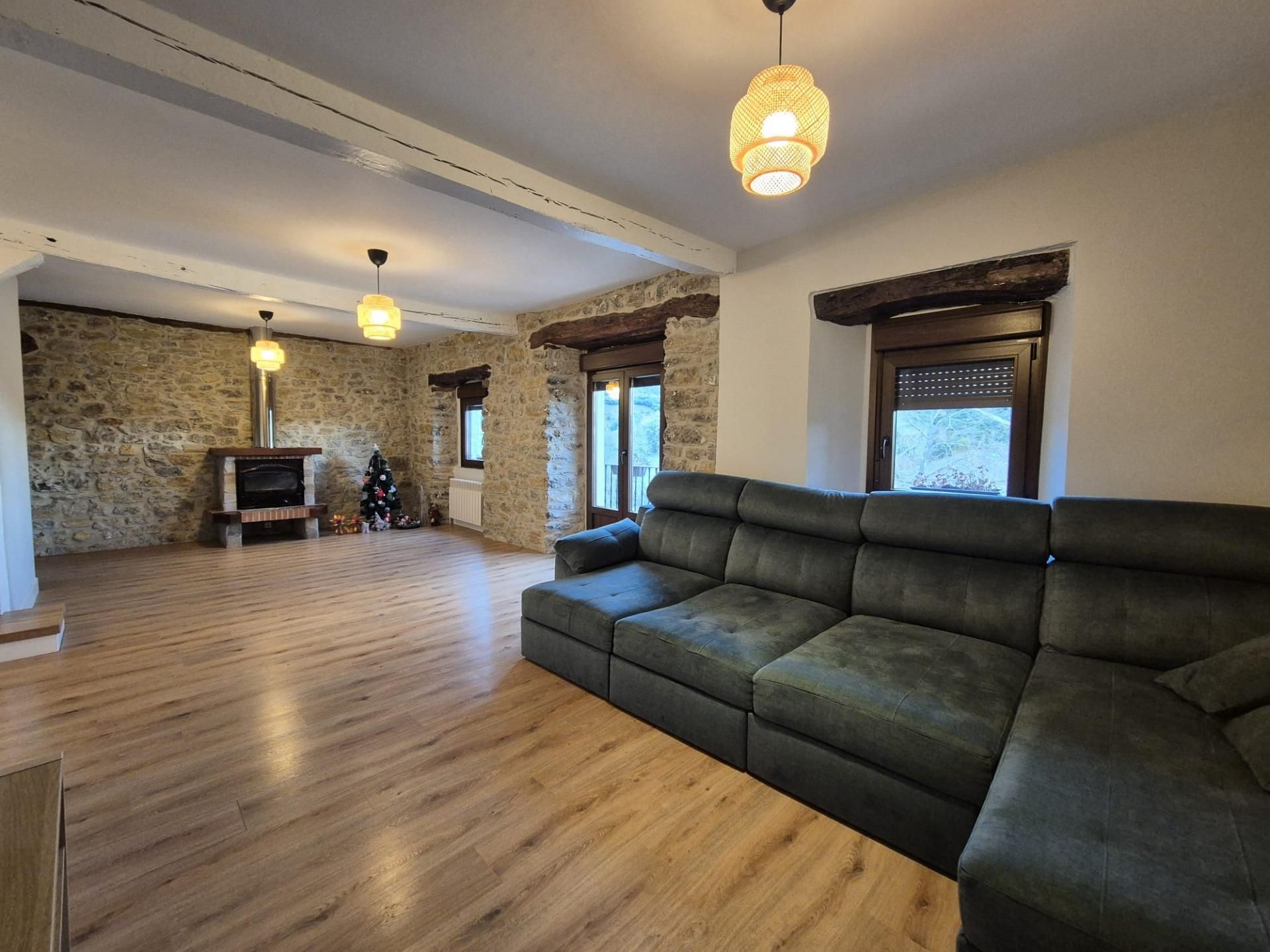 Casa o xalet en venda en Valle de Mena amb Calefacció i Balcó