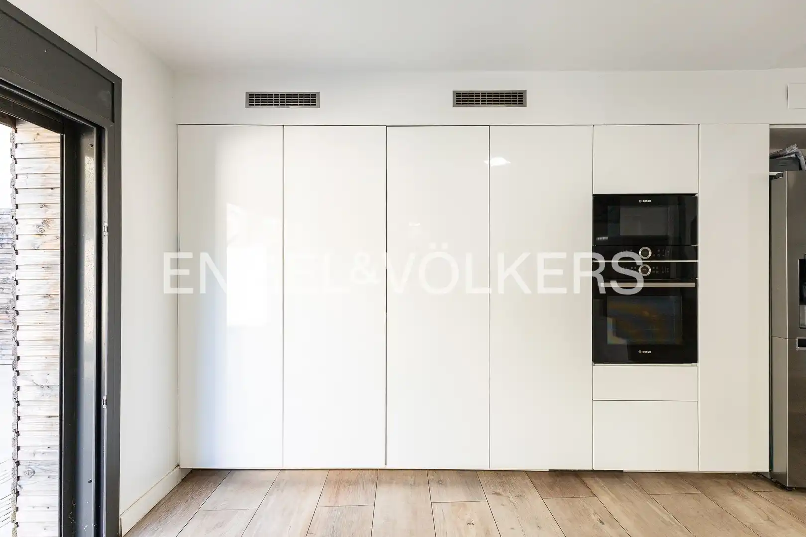 Cocina de Casa adosada en venta en Canet de Mar con Aire acondicionado, Calefacción y Jardín privado