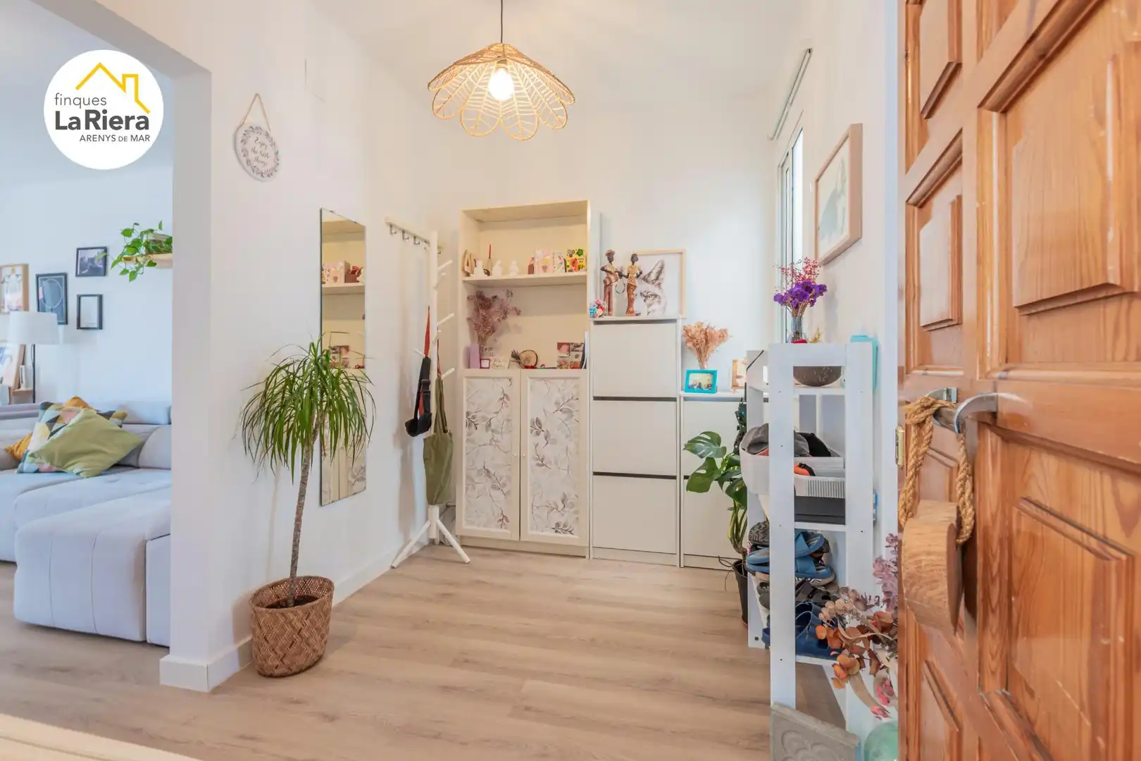 Sala de estar de Piso en venta en Arenys de Mar con Parquet y Balcón