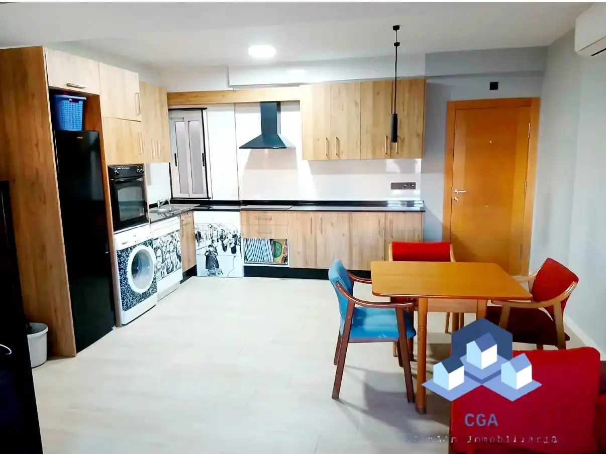 Appartamento con terrazza in vendita a Lorca Ciudad