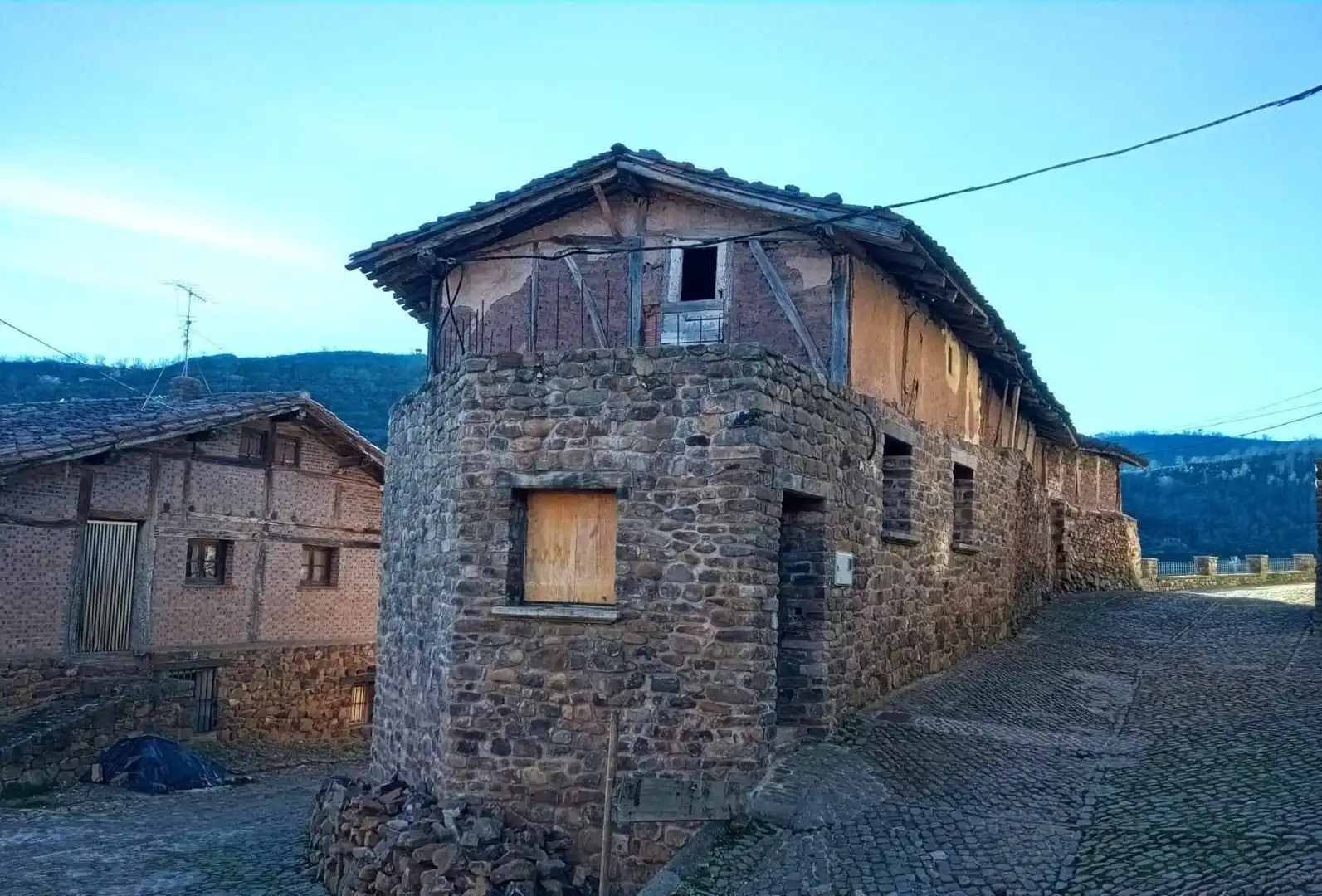 Vista exterior de Casa o xalet en venda en Laguna de Cameros