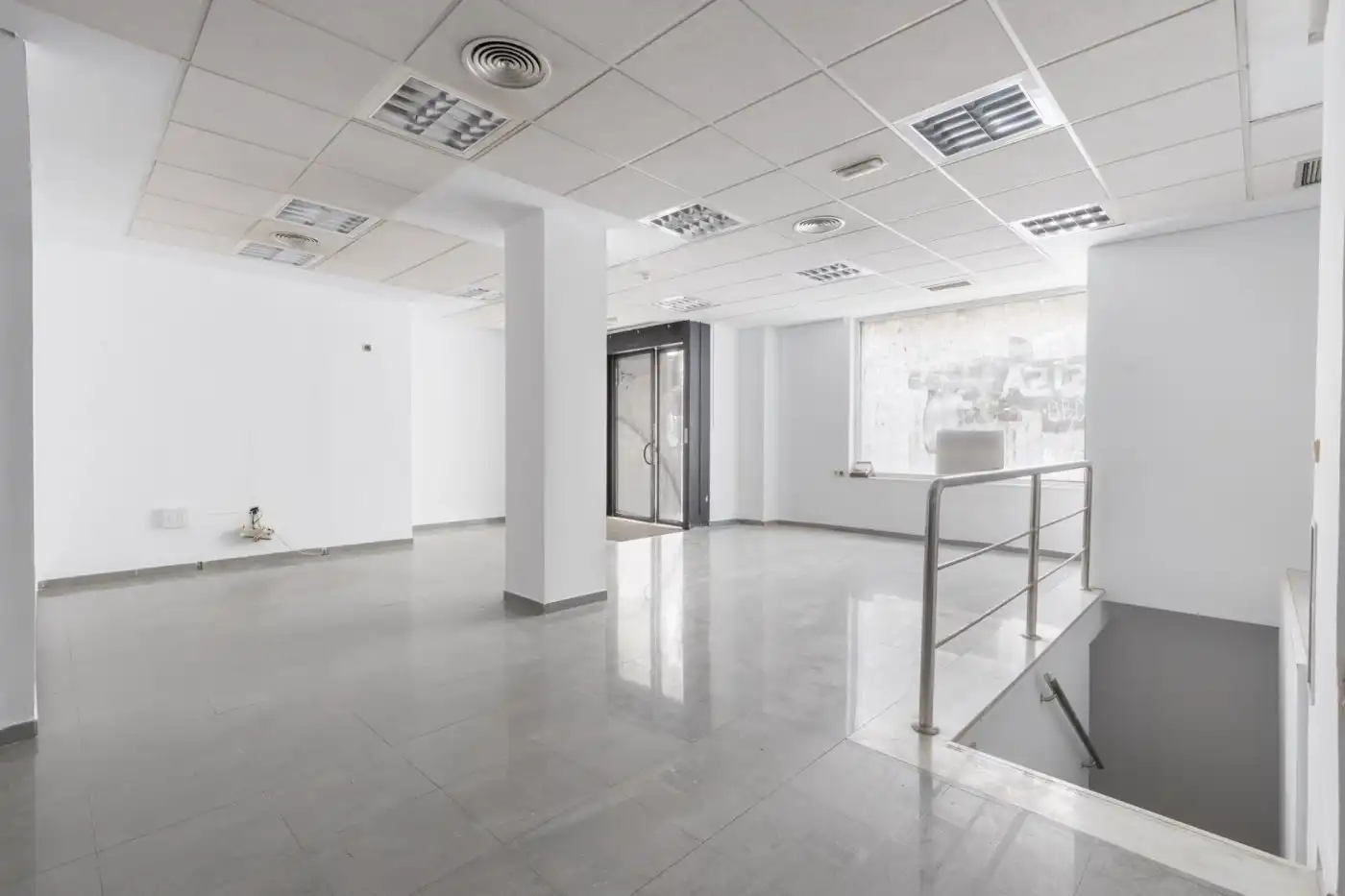 Commercial properties for sale in Montefrío  with Air Conditioner