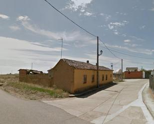 Exterior view of House or chalet for sale in Población de Arroyo