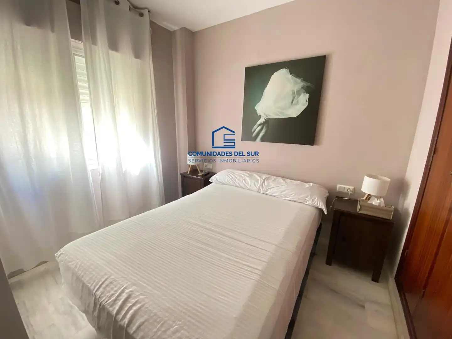 Dormitori de Apartament de lloguer en Cádiz amb Aire condicionat, Calefacció i Moblat