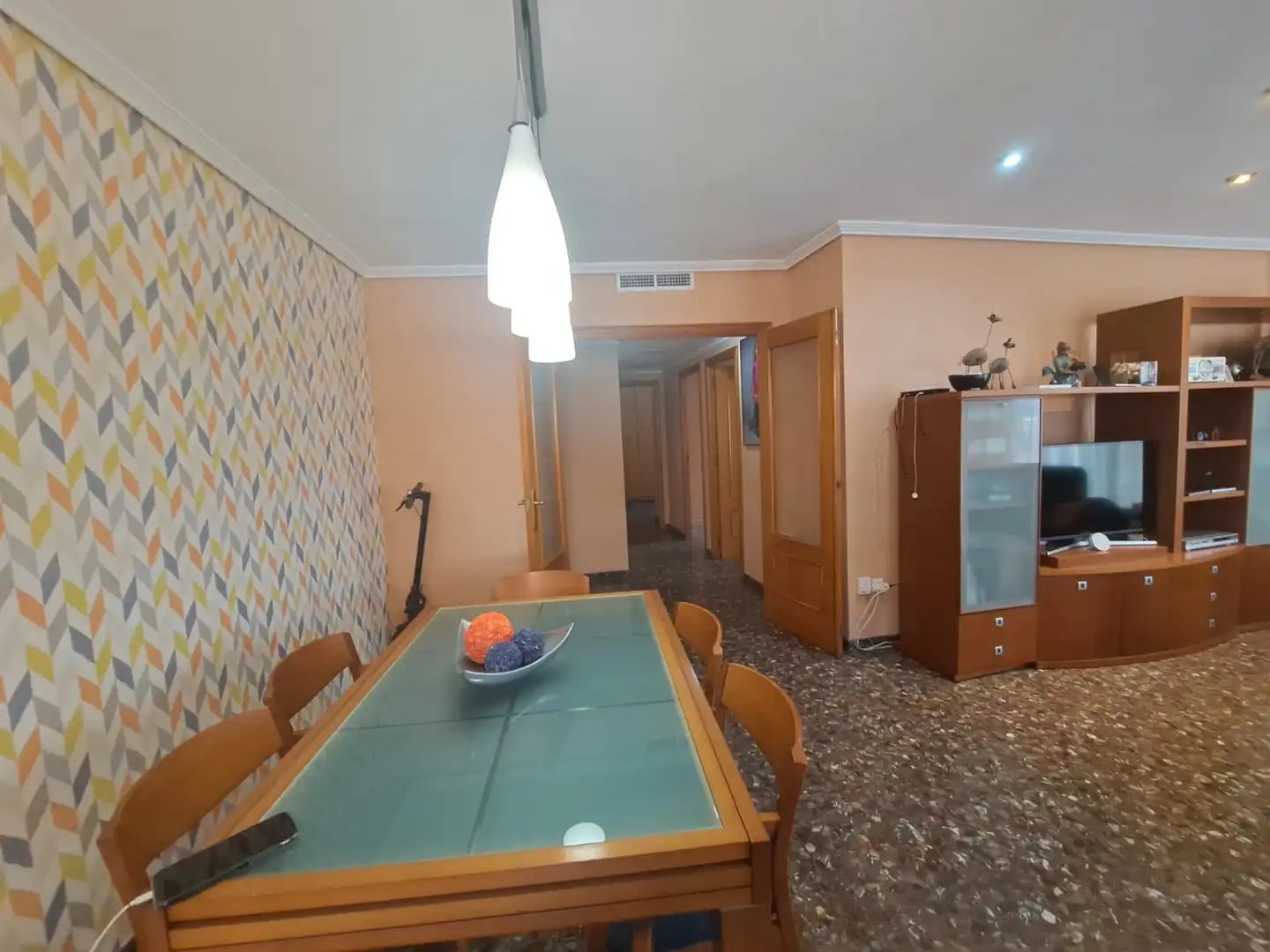 Comedor de Piso en venta en Castellón de la Plana / Castelló de la Plana con Aire acondicionado, Calefacción y Trastero