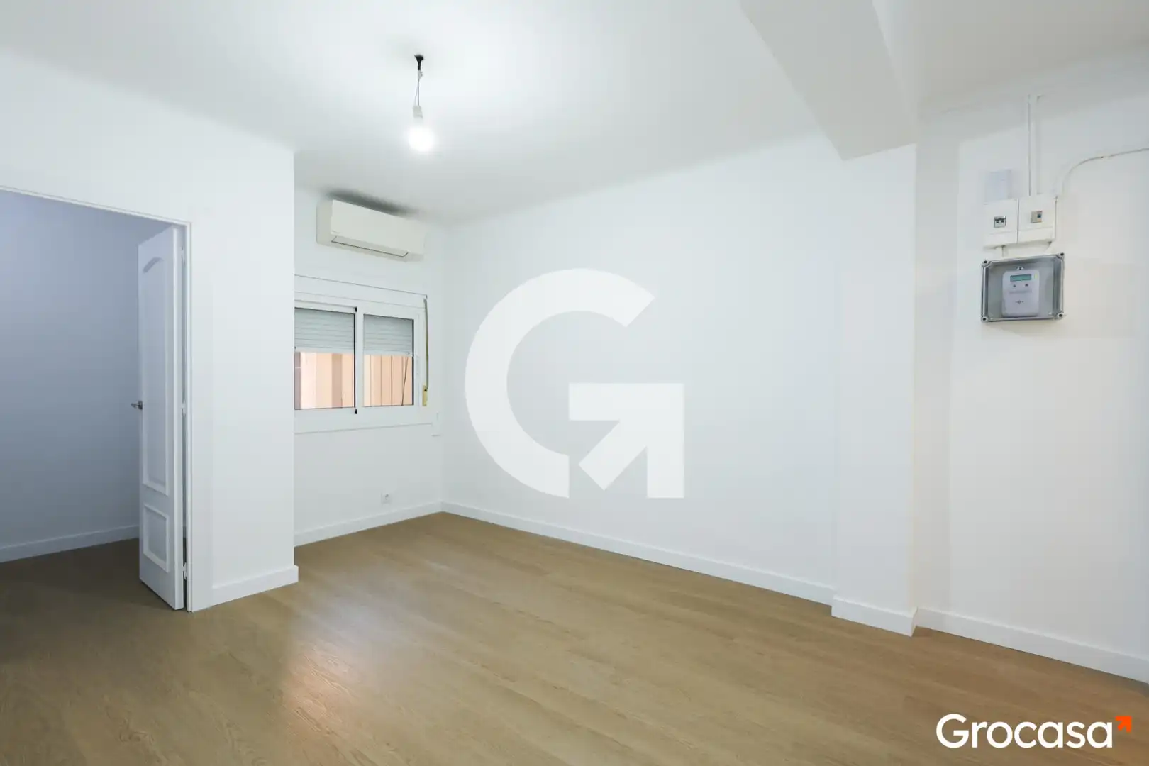Habitación de Piso en venta en L'Hospitalet de Llobregat con Aire acondicionado, Calefacción y Horno