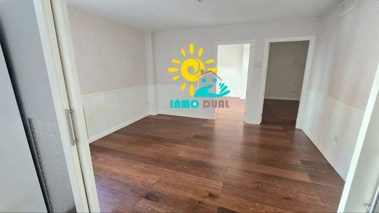 Living room of Flat for sale in Badajoz  with Air Conditioner, Heating and Terrace