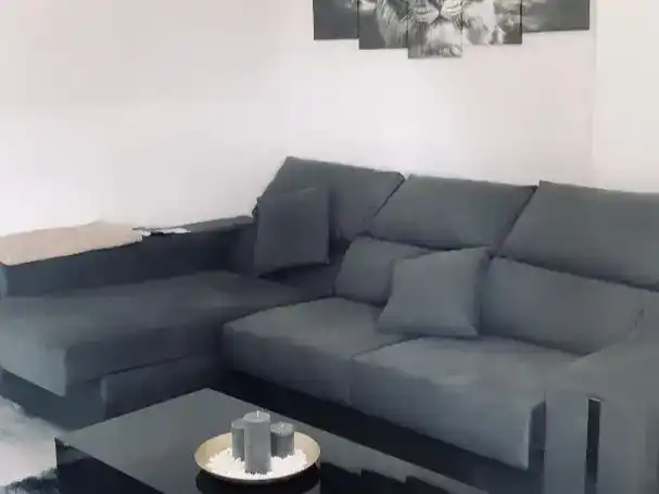 Sala d'estar de Pis en venda en Ponferrada amb Traster, Moblat i Balcó