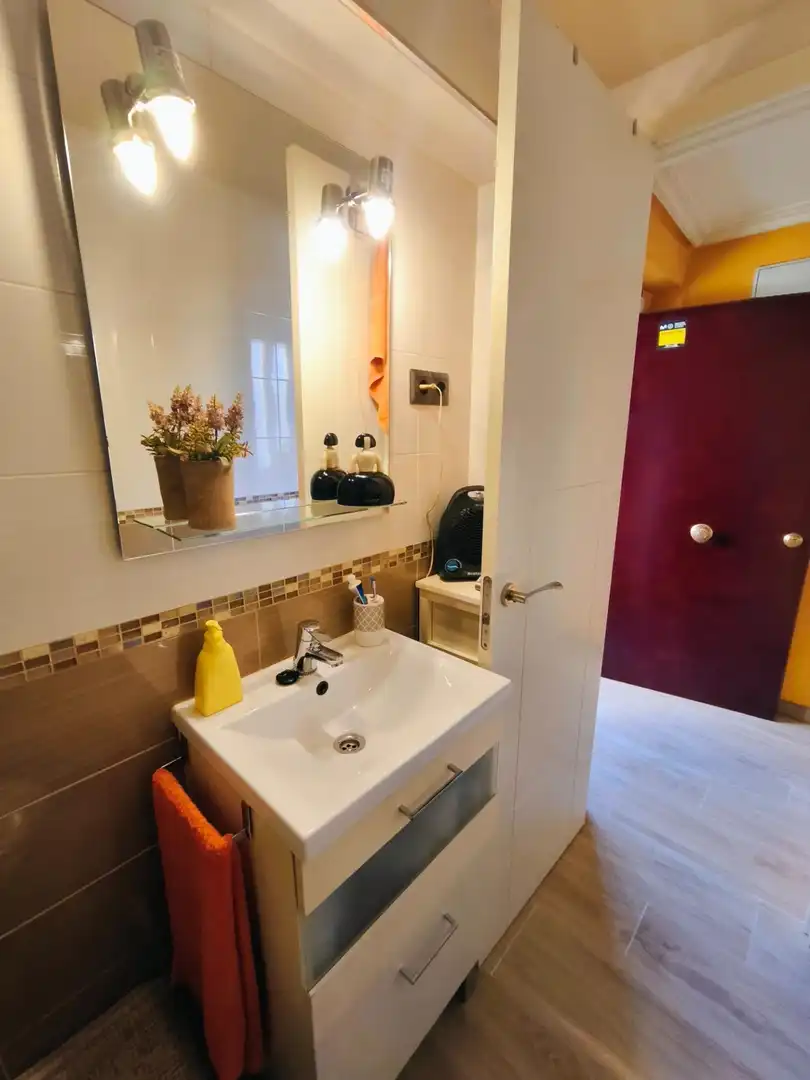 Bathroom of Flat for sale in Madrid  with Balcony