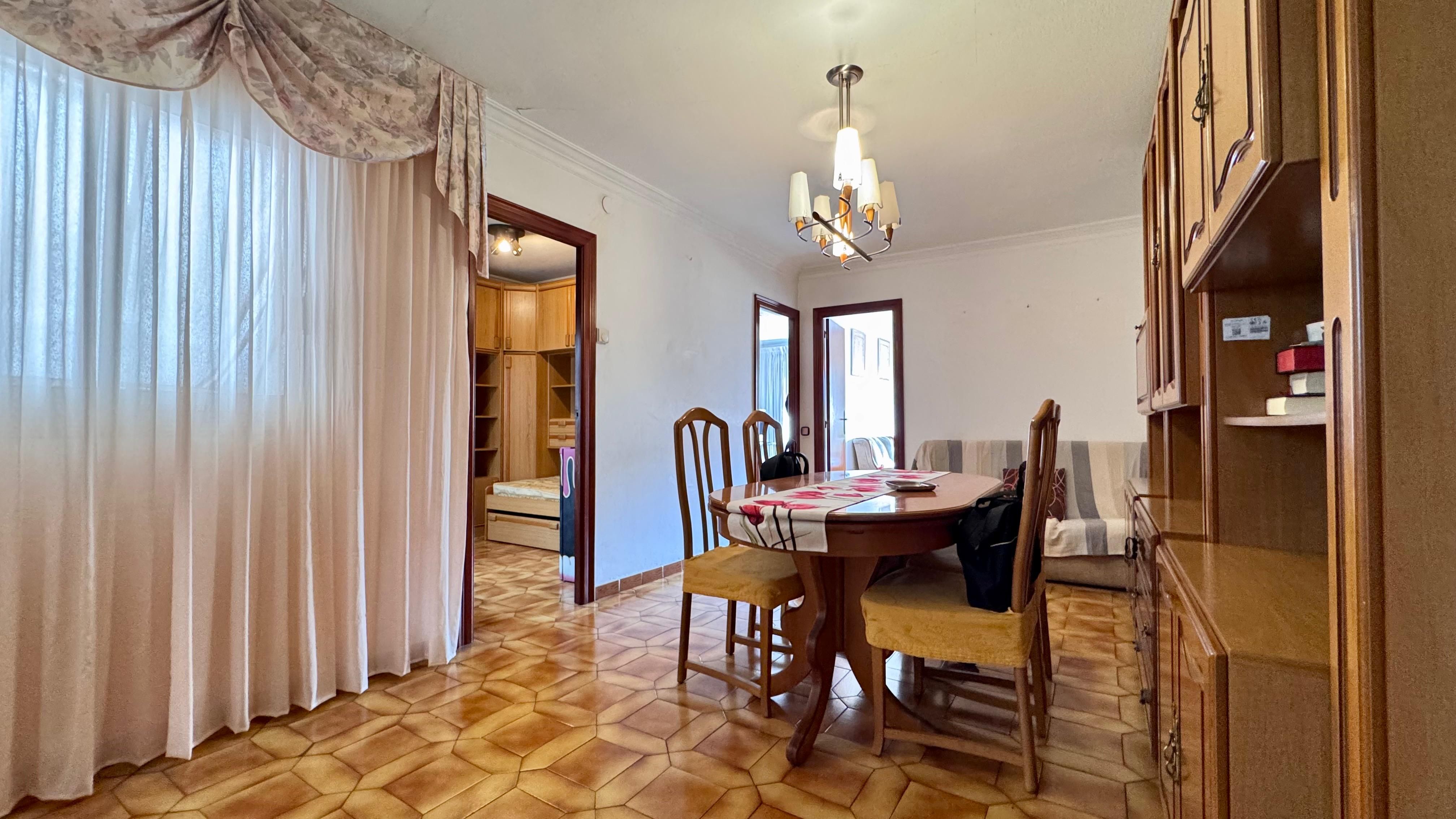 Dining room of Flat for sale in Esplugues de Llobregat