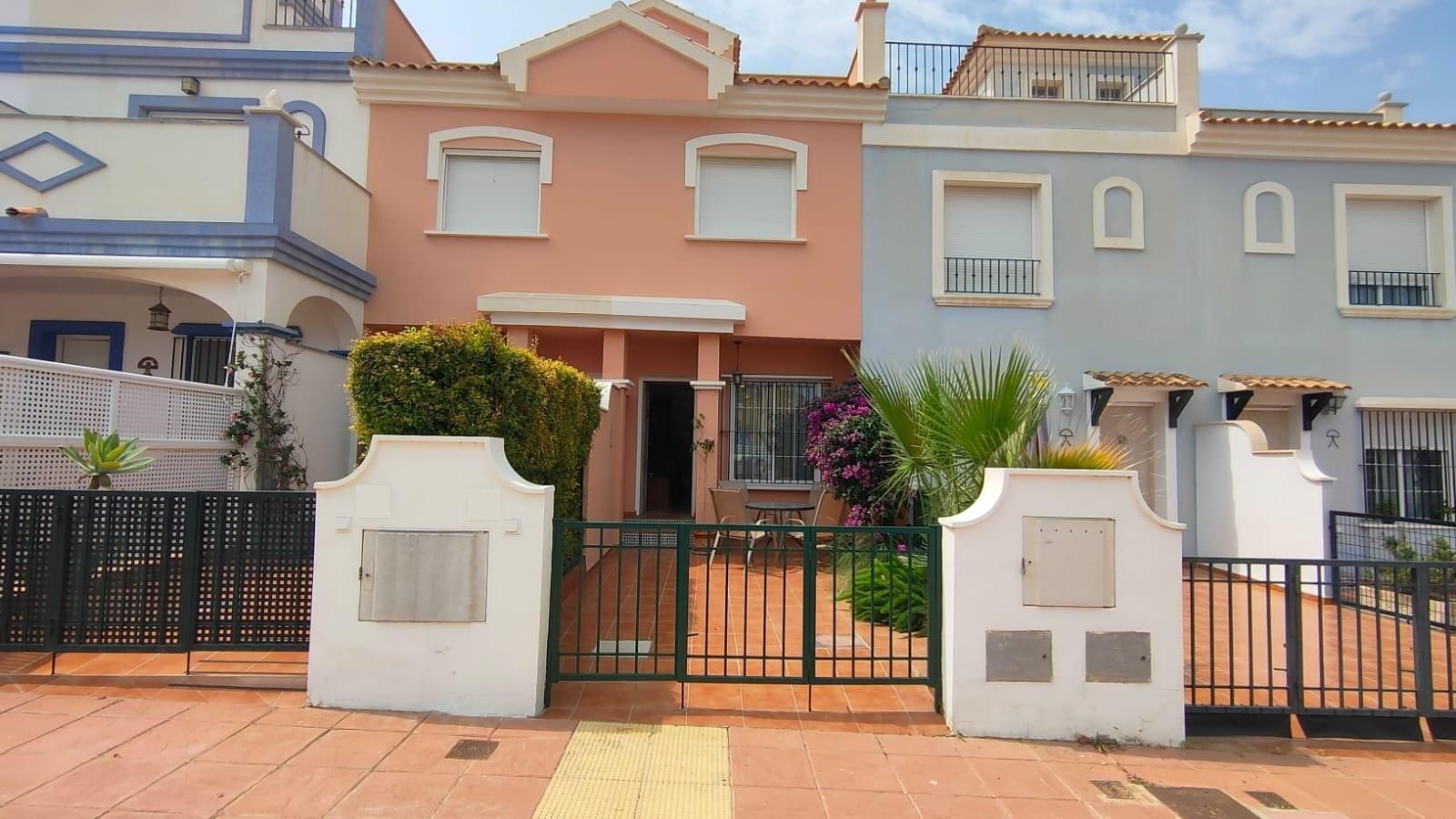 Casa adosada en venda a San Juan de los Terreros