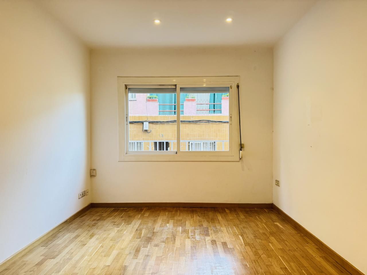 Piso en venta en El Carmel, Horta - Guinardó