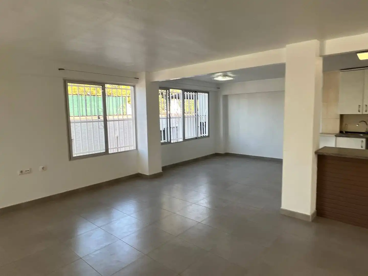 Casa o chalet en venta en Elche / Elx con Aire acondicionado, Jardín privado y Trastero